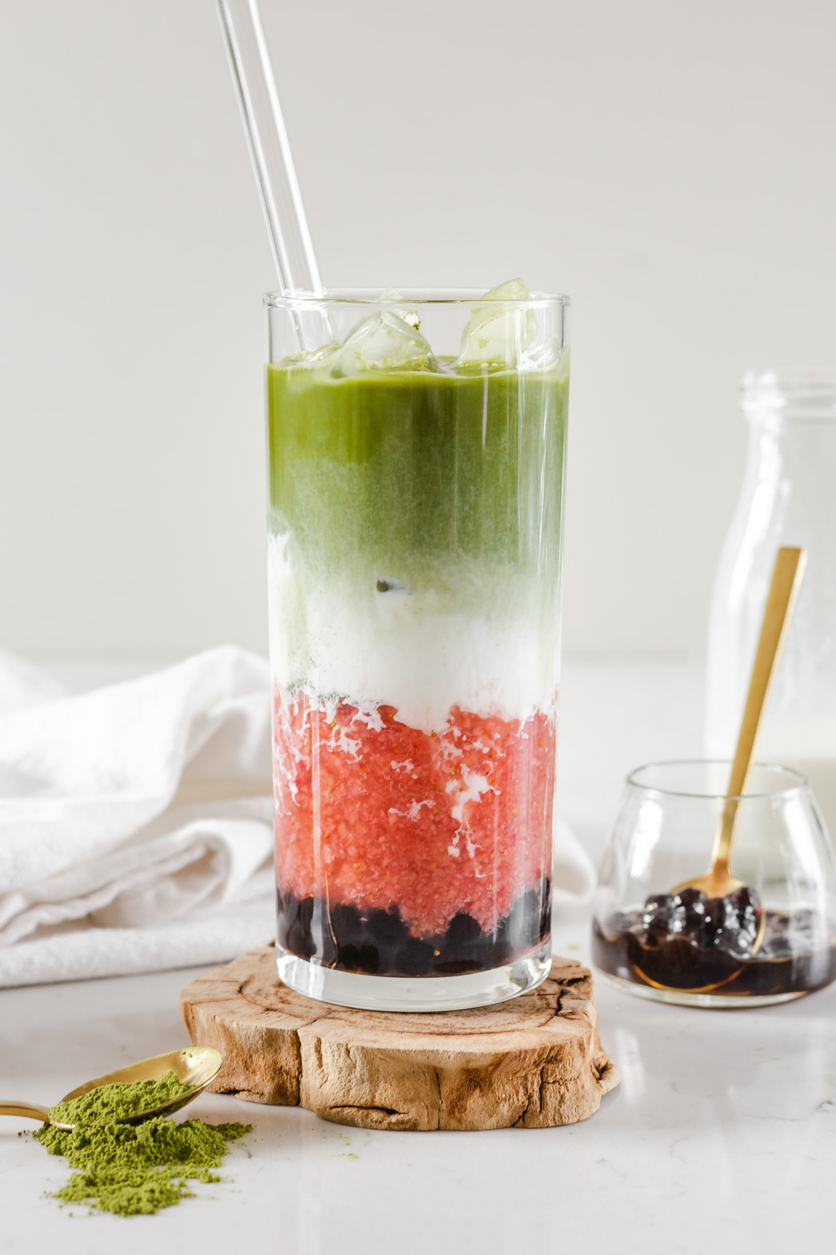 Delicious Matcha and Strawberry Milk Tea Boba Split Cup Recipe