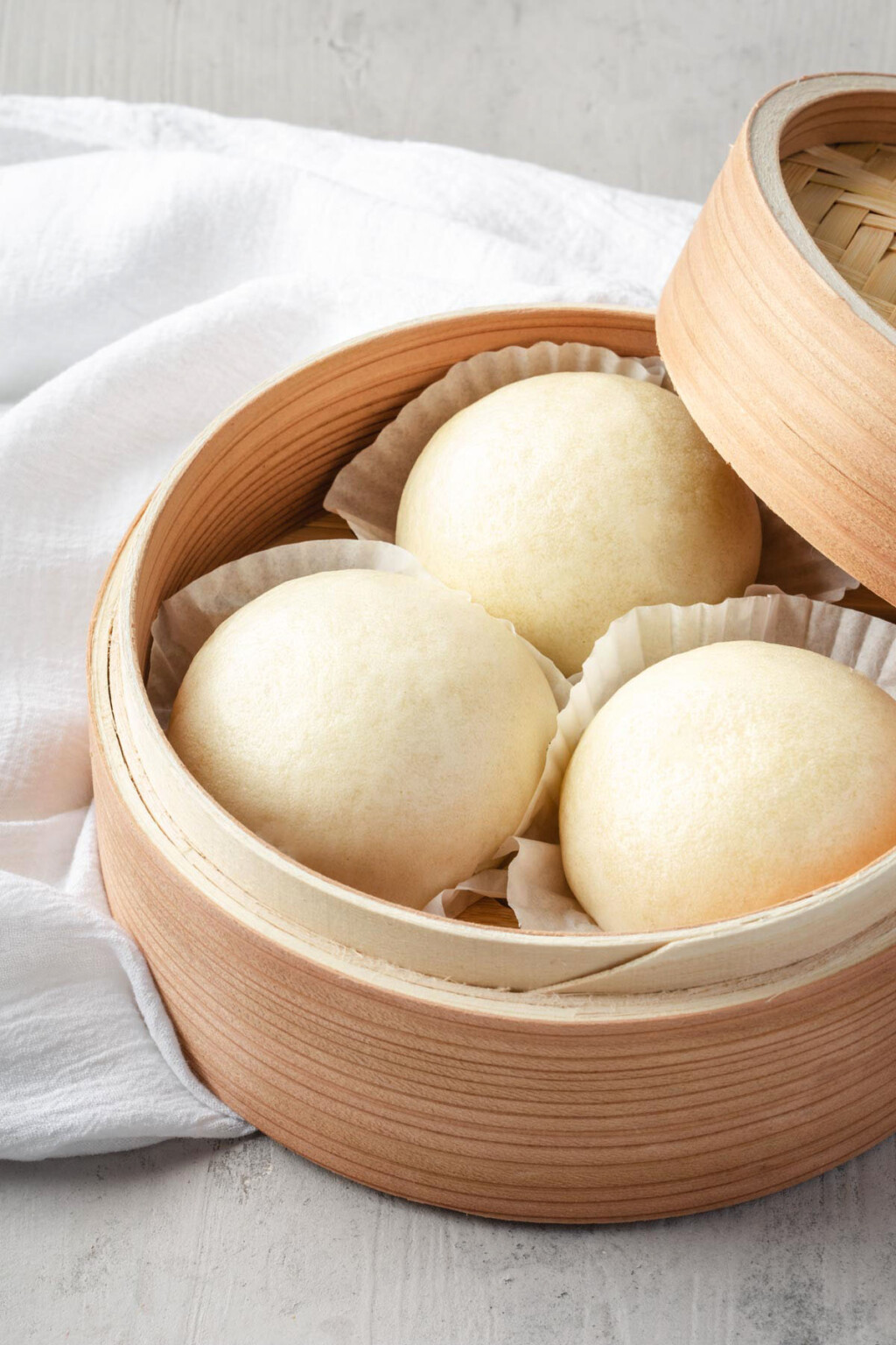 steamed-egg-custard-buns-liu-sha-bao-takes-two-eggs