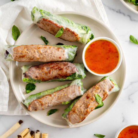 Nem Nướng Cuon (Grilled Pork Spring Rolls)