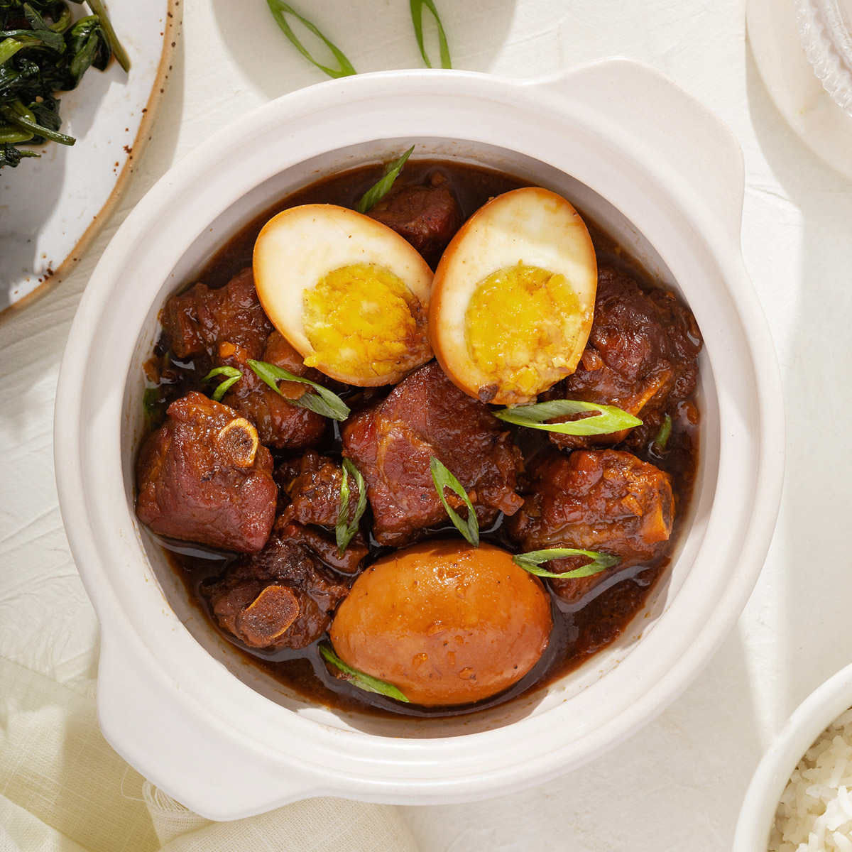 Thit Kho (Vietnamese Caramelized Braised Pork Ribs with Eggs)
