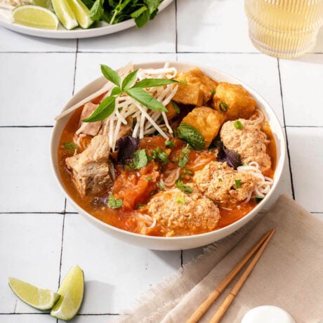 Bún Riêu (Vietnamese Crab and Tomato Soup)