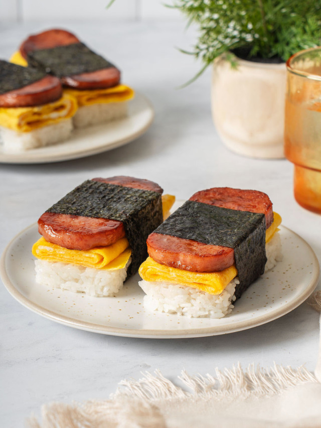 How to make a Breakfast Spam Musubi with Egg