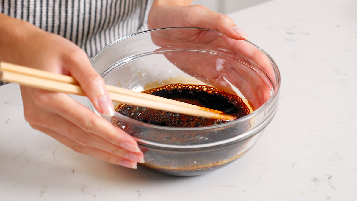 Sauce prepare for soy sauce noodles.