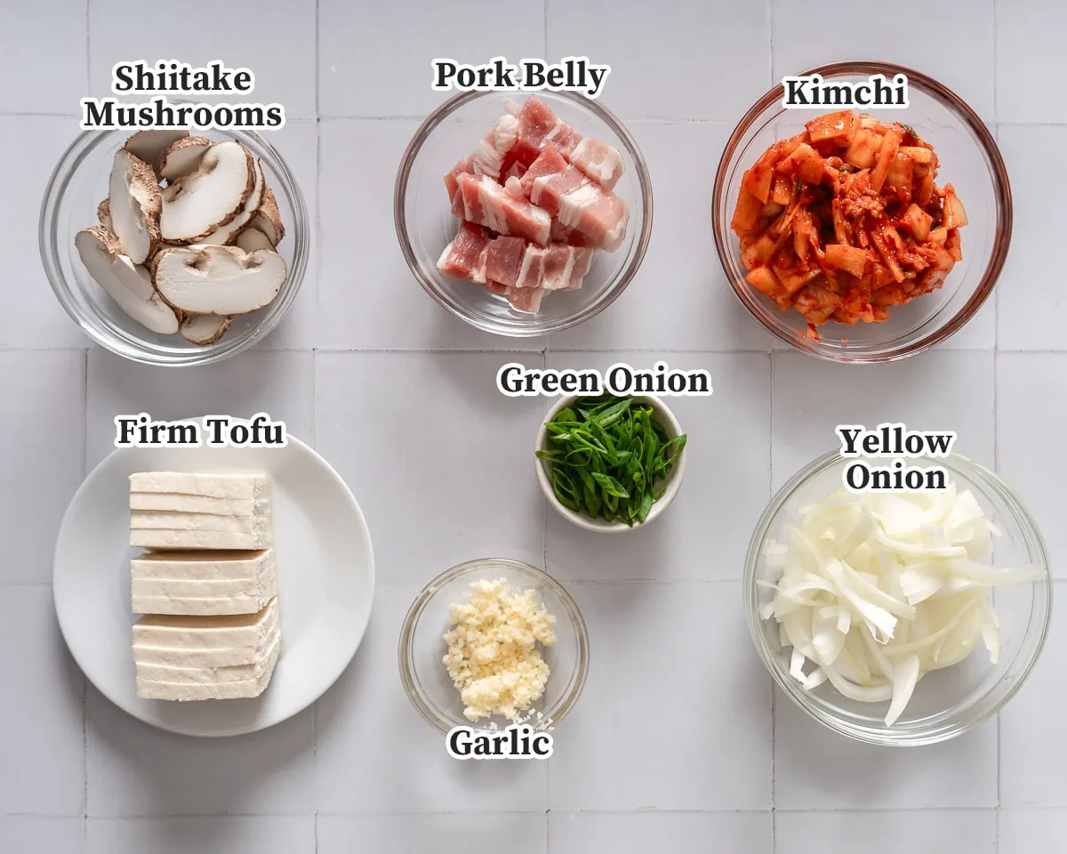 All the ingredients to add into the kimchi jjigae.