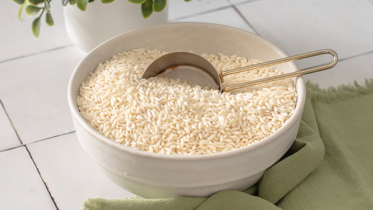 How to Cook Sticky Rice in a Rice Cooker – Takes Two Eggs