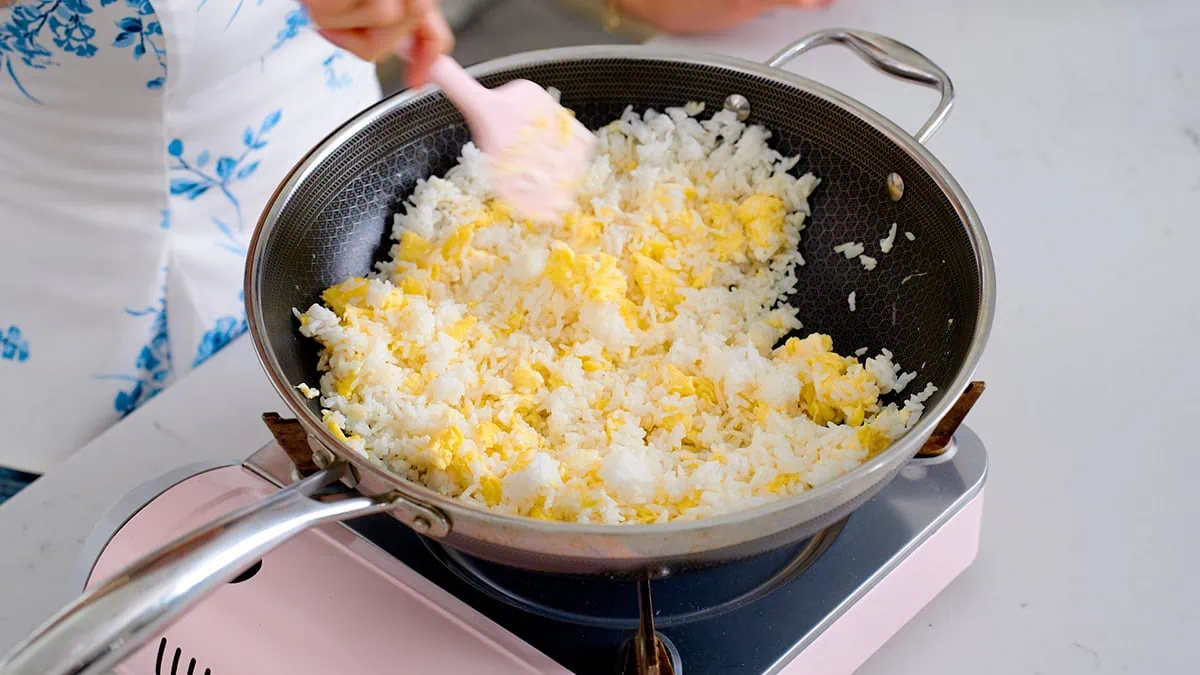 10 minute Egg Fried Rice (with Video)
